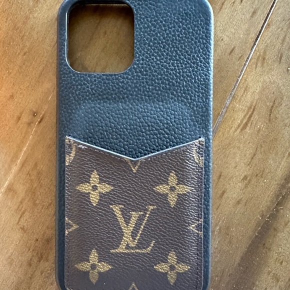 Real Louis Vuitton iPhone 12 Pro phone case. - Picture 2 of 4